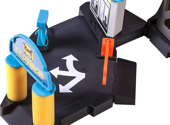 Lavado de coches y equipamiento completo para jugar