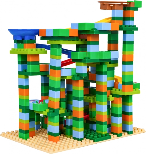 Base estable y recorrido fluido de las canicas