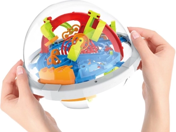 100 pasos de desafío en una esfera compacta