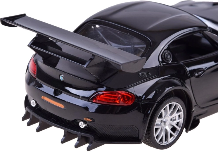 Neumáticos de goma y tracción trasera