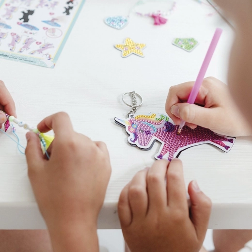 Pintura de diamantes con unicornios