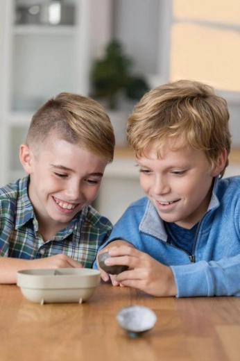 Aprender jugando para jóvenes exploradores