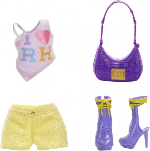 Outfit de tendencia y bolso como toque final de estilo