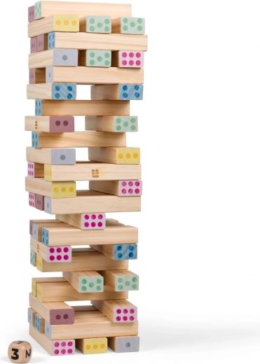 Torre de madera estable hecha con material de calidad
