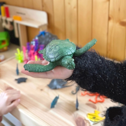 Figuras realistas de animales marinos