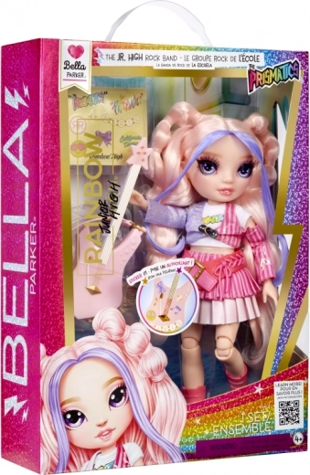 Bella con estilo en un look rosa vibrante