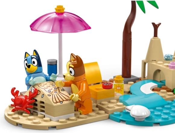 Playa llena de diversión imaginativa