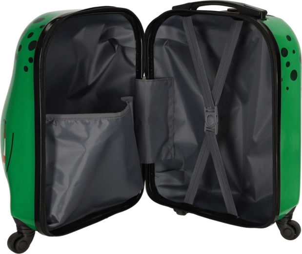 Interior práctico con dos compartimentos