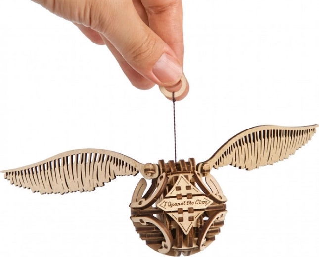 Alas móviles y vuelo con cuerda