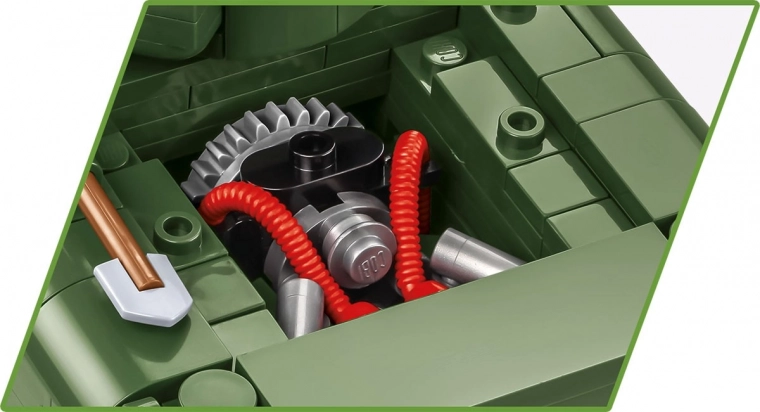 Interior detallado con maqueta de motor