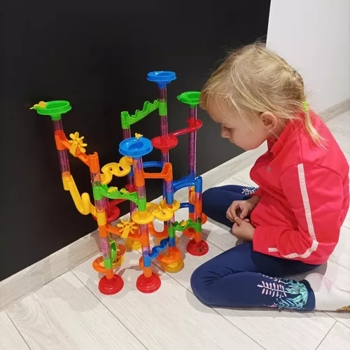 Gran set: 105 piezas + 30 canicas