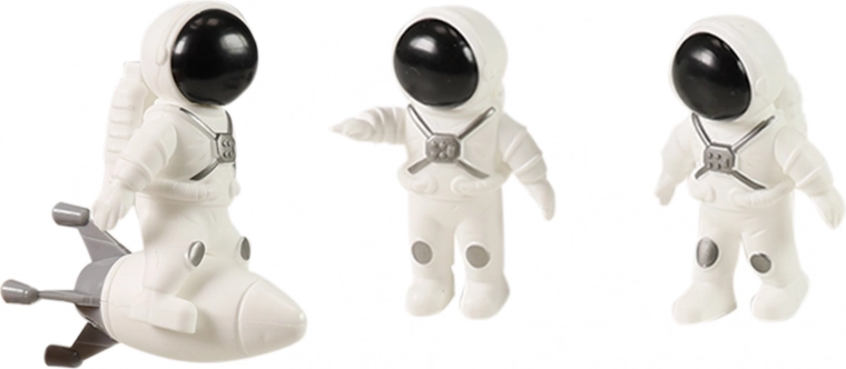 Astronautas detallados
