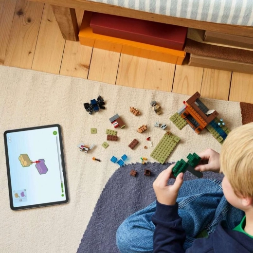 Construcción digital en la app LEGO Builder