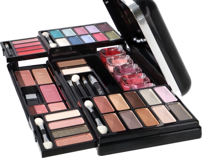 Acabado perfecto para piel y labios