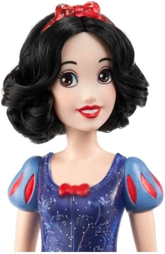 Vestido icónico y aspecto detallado