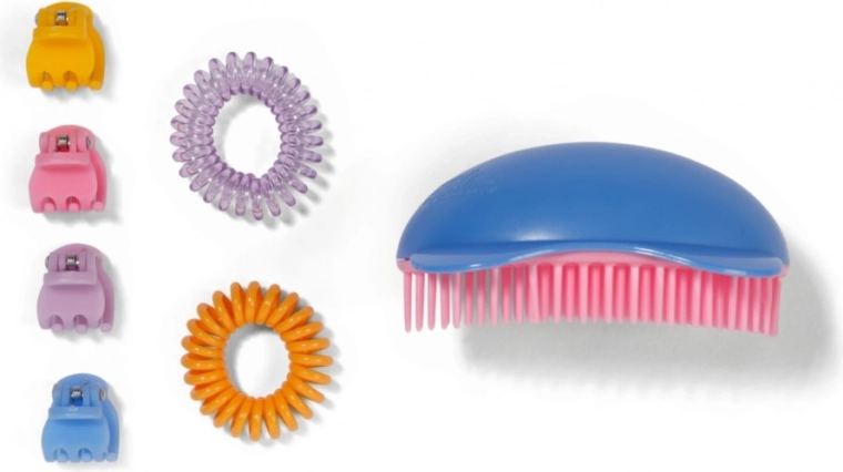 Cabello largo y 7 accesorios para peinar