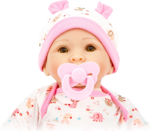 Detalles realistas y chupete para un juego verosímil