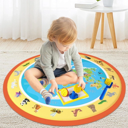 Mapa del mundo educativo con animales