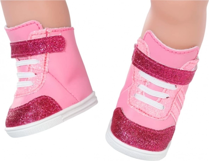 Fáciles de calzar con cordones y velcro