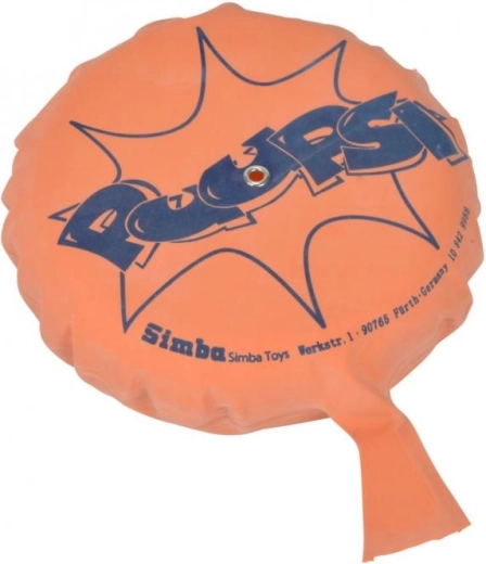 Cojín naranja con inscripciones azules