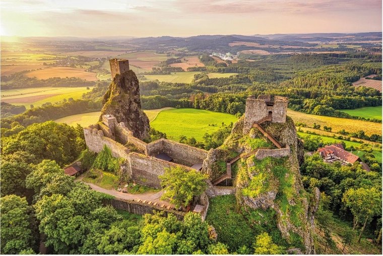 Motivo cautivador del castillo de Trosky