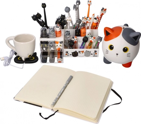Adorable diseño de gatito para disfrutar del trabajo y el estudio