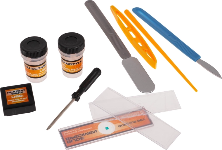 Juego completo para pequeños científicos