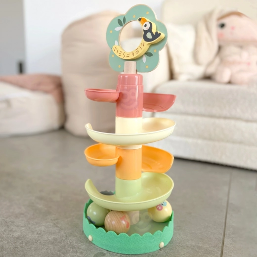 Montaje fácil con 6 piezas de colores