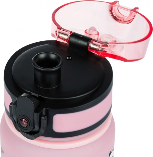 Tapa hermética y bebida cómoda