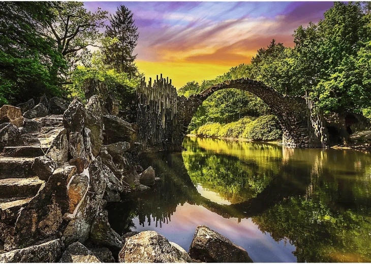 Impresionante motivo del Rakotzbrücke