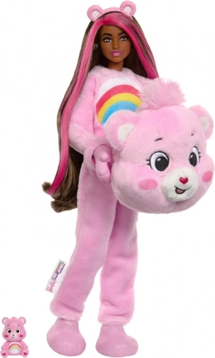 Dos looks: de osito de peluche a estrella de la moda