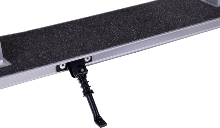 Estructura plegable y práctico caballete