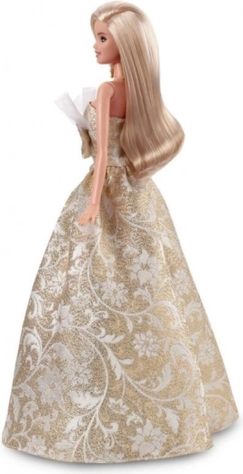 Cabello rubio largo listo para el styling