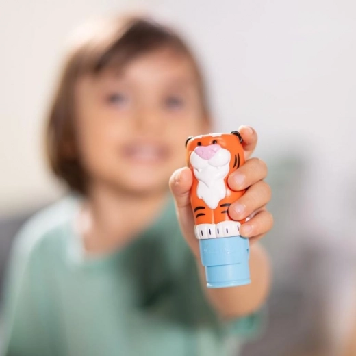 Dispensador que facilita el pegado