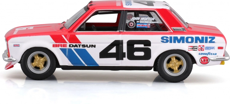 Construcción metálica y acabado detallado