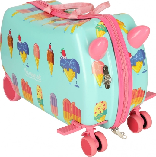 Desplazamiento fluido sobre cuatro ruedas