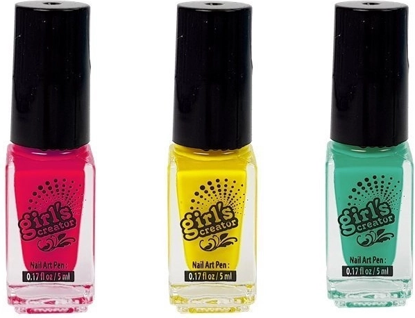 Tres colores de esmaltes de uñas