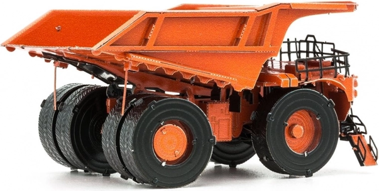 Detalles en color y construcción robusta