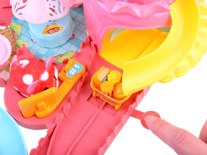 Pista de carreras colorida con tobogán