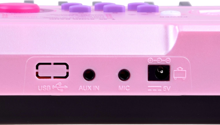 Micrófono, alimentación USB y amplias opciones de conexión