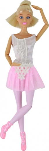 Una verdadera bailarina en la habitación infantil