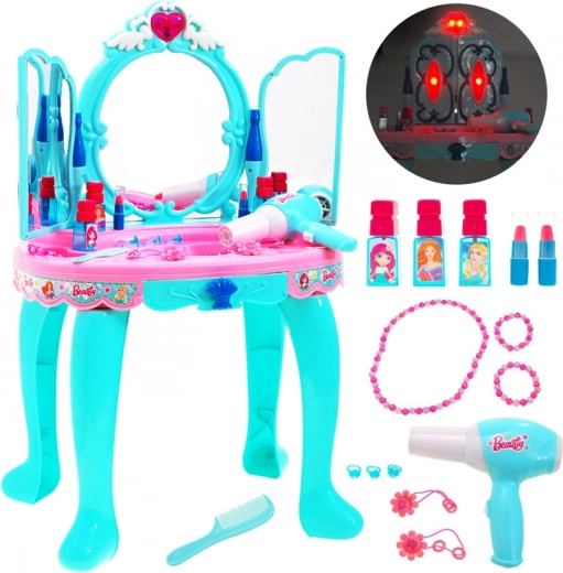 Abundantes accesorios para juego de roles