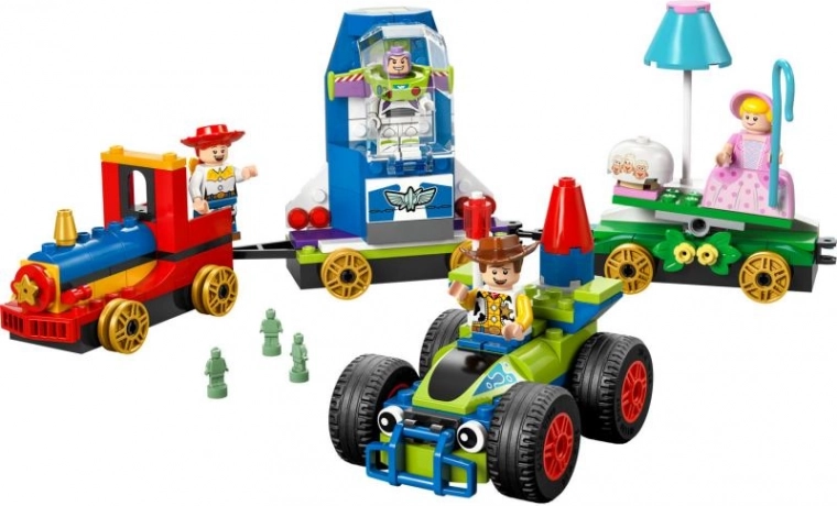 Tren festivo con plataformas acoplables