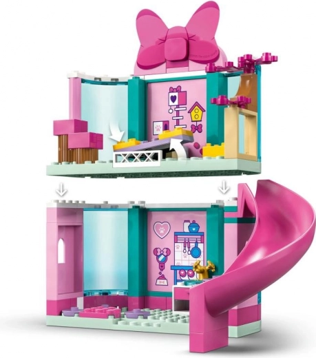 Hotel de dos plantas lleno de funciones