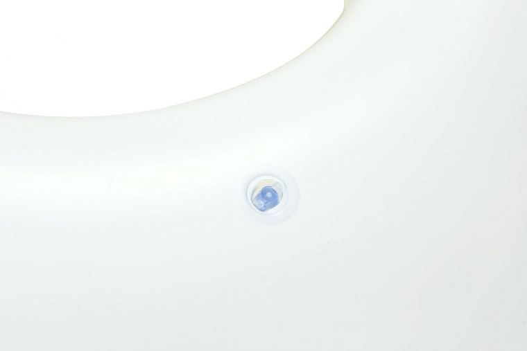 Material PVC resistente + reparación fácil
