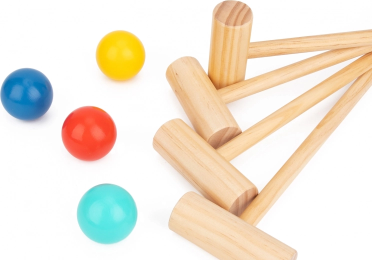 Mazas de madera duraderas y bolas de colores