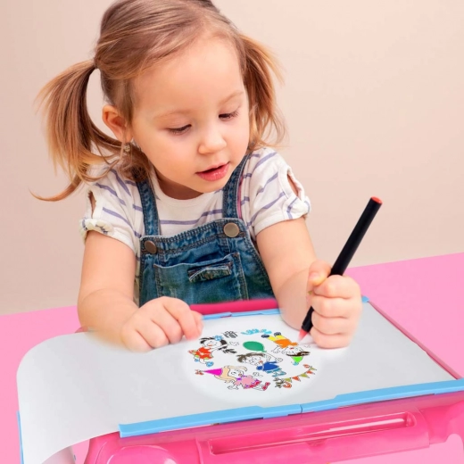 Calcar fácilmente gracias al proyector