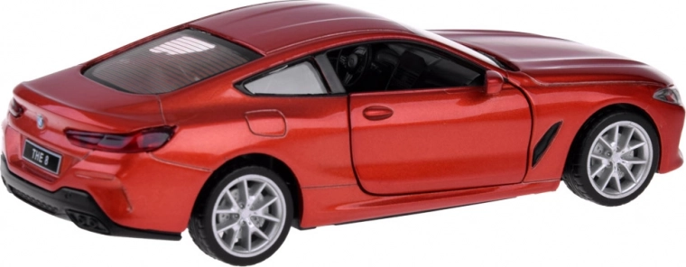 Escala 1:35 para coleccionistas y niños