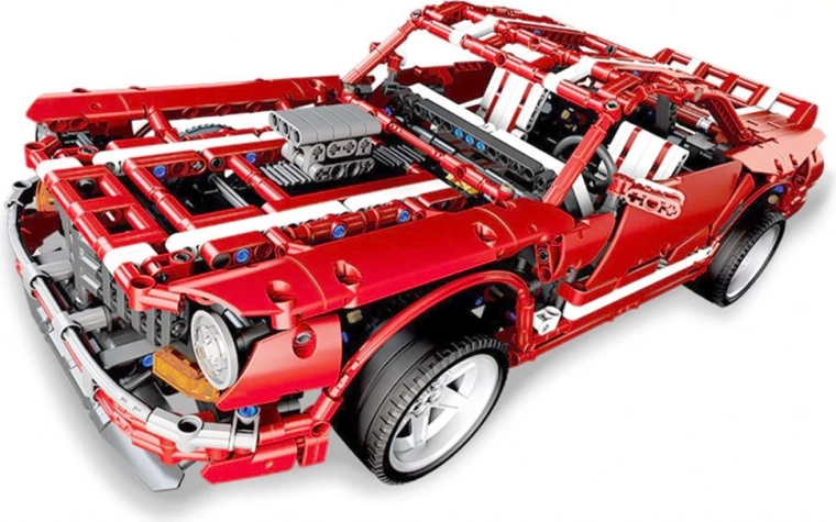 Muscle car realista con elementos móviles