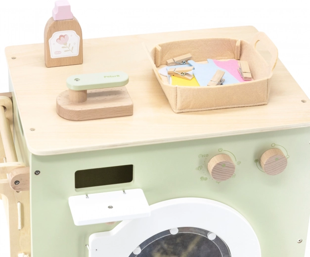 Tabla de planchar y abundantes accesorios